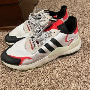 Mens adidas nite jogger tennis shoes. 10.5. In great condition